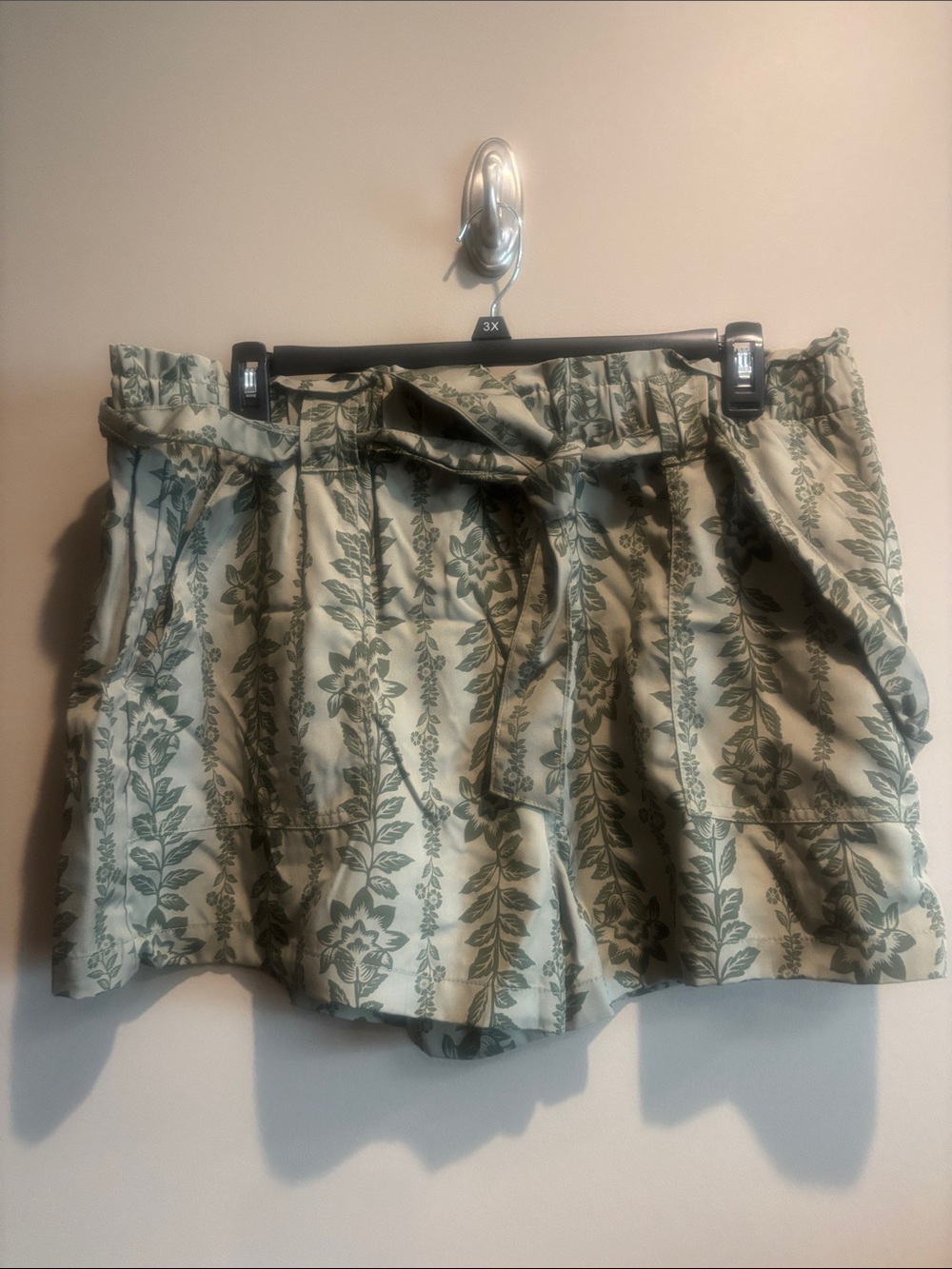 Paperbag Waist Floral Print Women’s Shorts - Sage Green